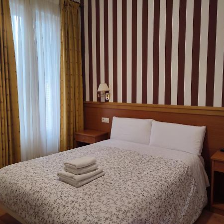 מדריד Hostal Salome מראה חיצוני תמונה